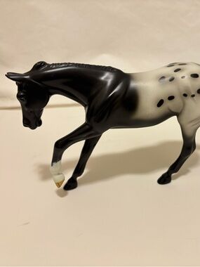 Peter stone Blanket Appaloosa Pebbles
Like New